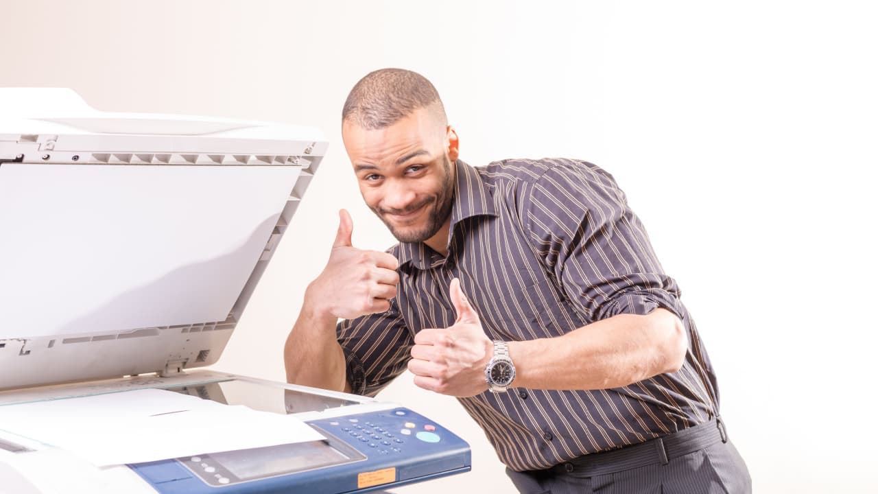 Nigerian Central Bank Warns Counterfeiters as Residents Reportedly Grapple With Cash Shortages