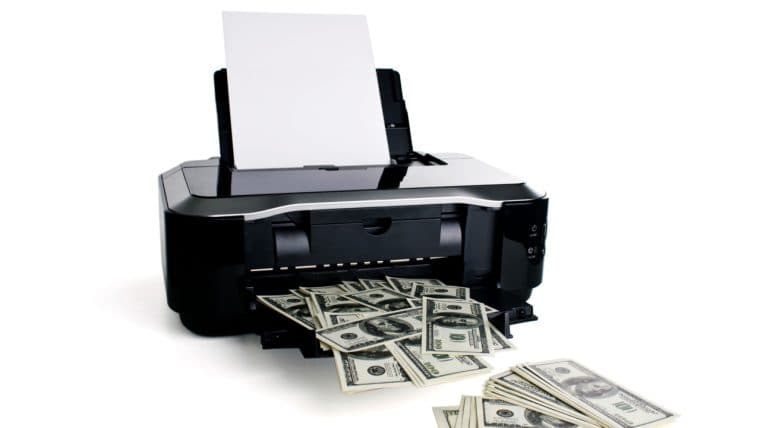 Economista Steve Hanke Critica el Comentario de Paul Krugman, Premio Nobel, sobre la Inflación como 'Fenómeno Global'