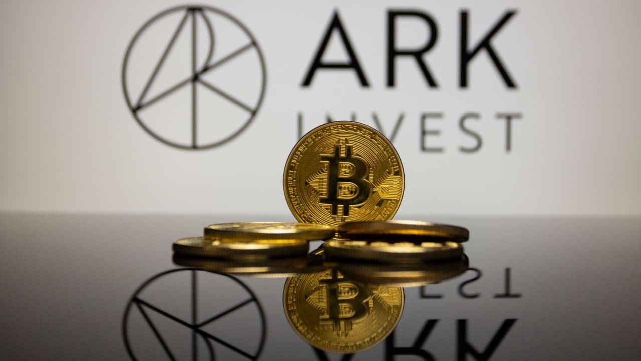 Ark Invest continúa vendiendo acciones de Coinbase