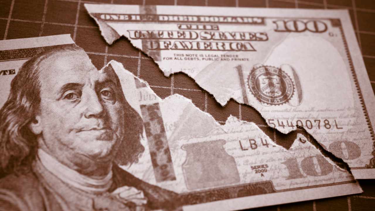 Morgan Stanley Sounds Alarm on US Dollar's Dominance — Says Crypto Could Significantly Alter Currency Landscape