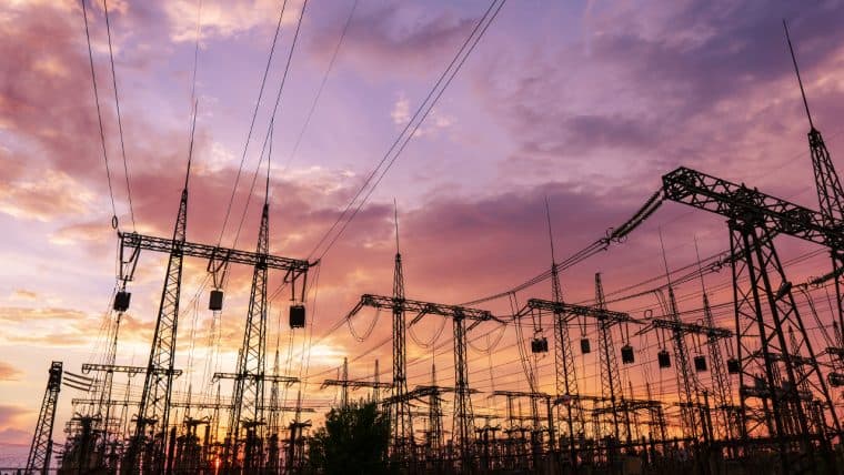 Riot y el Consejo de Blockchain de Texas Desafían en la Corte la Solicitud de Datos de Minería de Bitcoin del Gobierno de EE. UU.