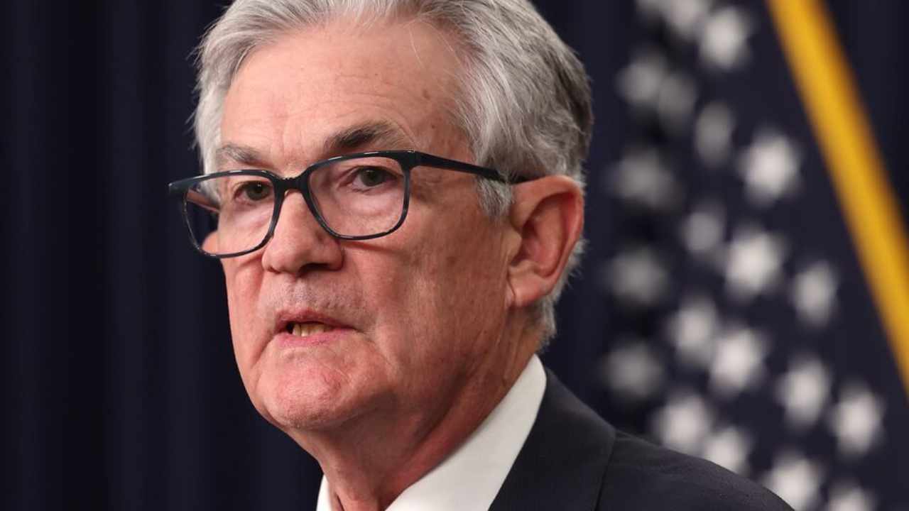 L'économiste Peter Schiff discute de la probabilité d'une baisse du taux d'intérêt de la Fed en mars