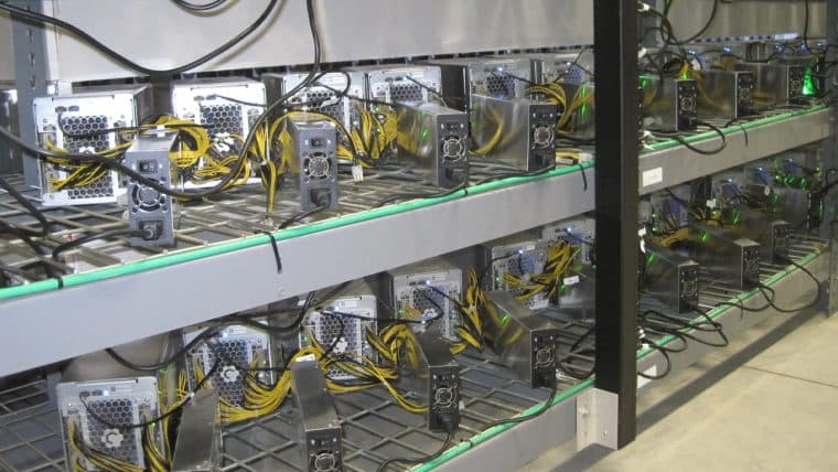 Les entreprises de minage de Bitcoin Terawulf et Cleanspark augmentent leurs taux de hachage, renforcent leur assise financière