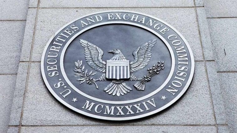 Сенаторы США призывают SEC прекратить утверждение спотовых ETF на криптовалюты — Заявляют, что другие крипторынки рискованнее, чем Биткойн
