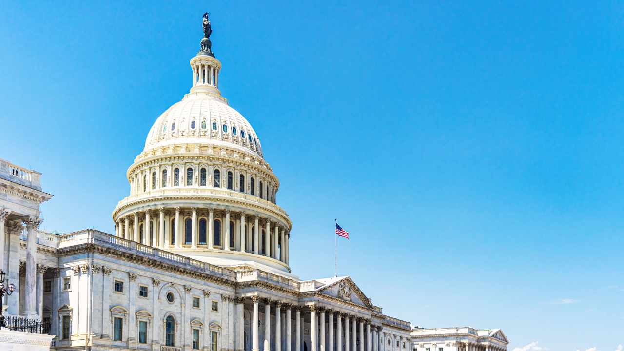 El legislador destaca 2 proyectos de ley para convertir a EE.UU. en líder de criptomonedas — Dice que Bitcoin es 'imparable'