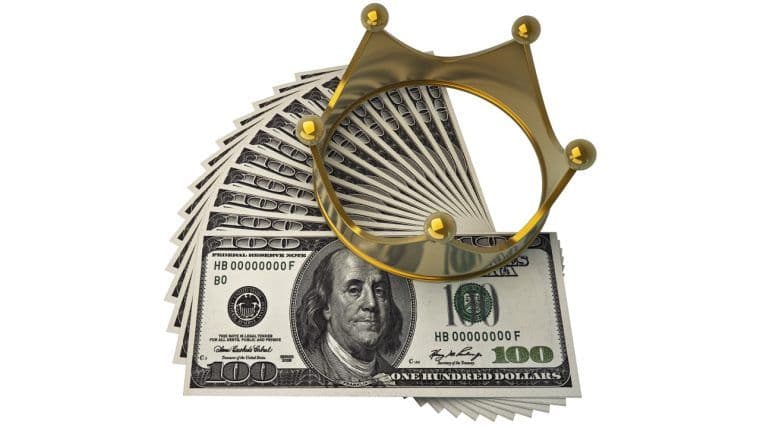 Le dollar américain conserve sa dominance mondiale malgré les efforts des BRICS, révèle un rapport du Conseil de l'Atlantique