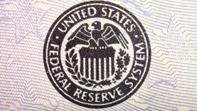 Le perdite operative della Federal Reserve raggiungono i 176 miliardi di dollari, rivela un'analisi