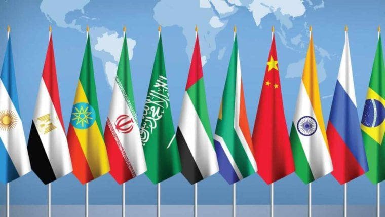 I BRICS prendono in considerazione la proposta dell'Iran di collegare i sistemi di pagamento di tutti i paesi membri, afferma un funzionario russo.