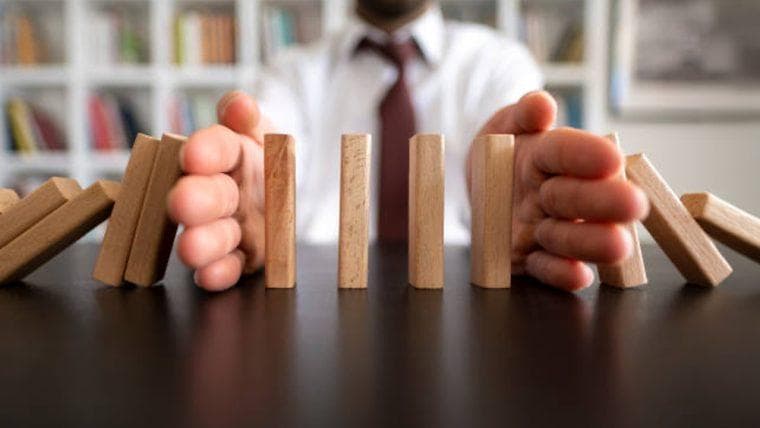 मारक्यूरी बैंक ने नाइजीरिया, यूक्रेन, और दर्जनों अन्य देशों से फिनटेक संस्थापकों को ब्लॉक किया