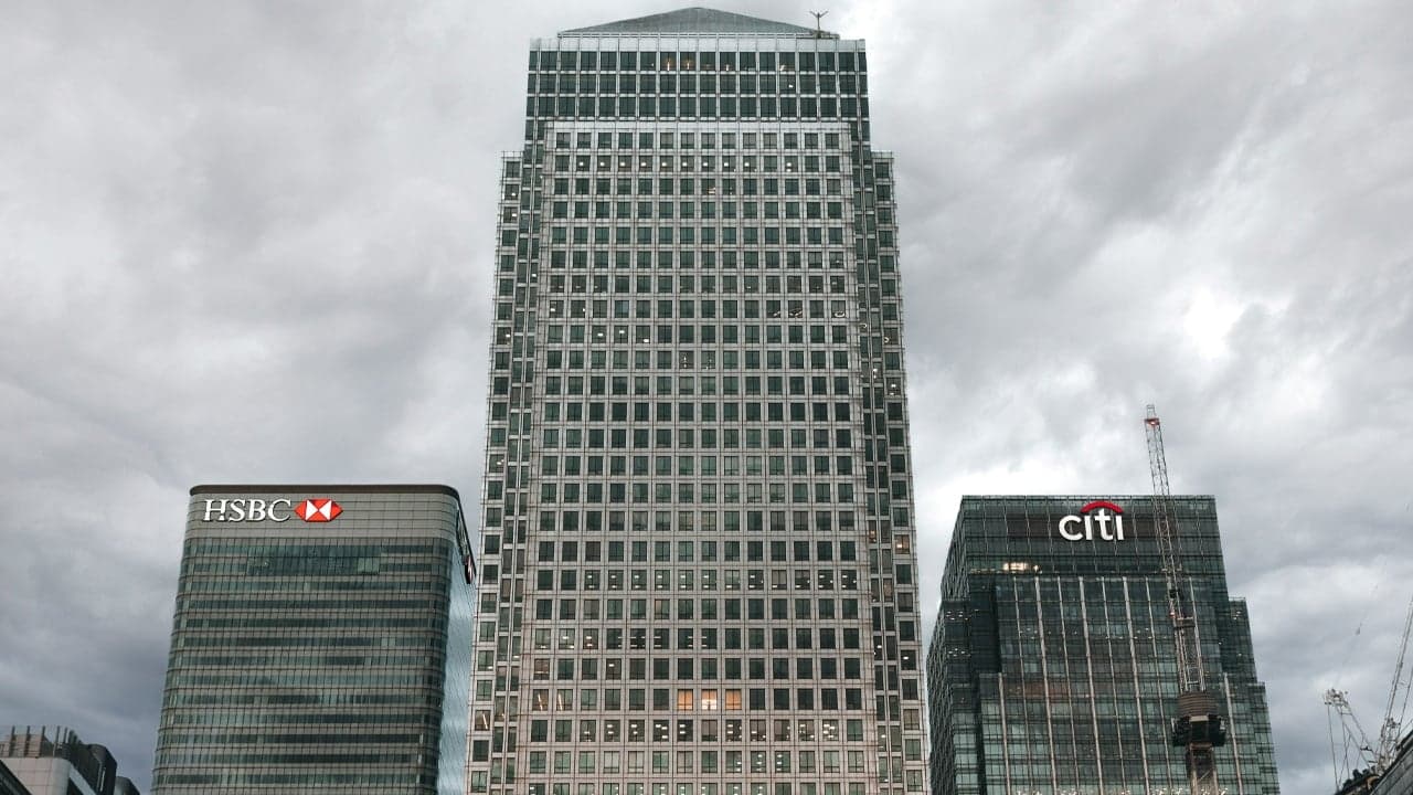 Marc Andreessen lanza una bomba en Joe Rogan que impulsa la discusión sobre 'Desbancar a los Bancos'