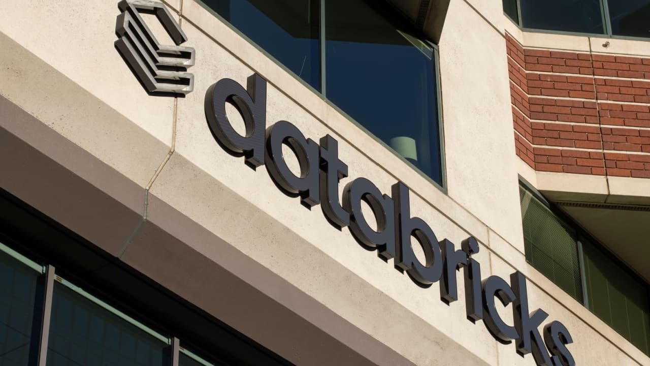 La société d'analytique de données et d'IA lève 5 milliards de dollars, n'a pas de projets pour une IPO imminente