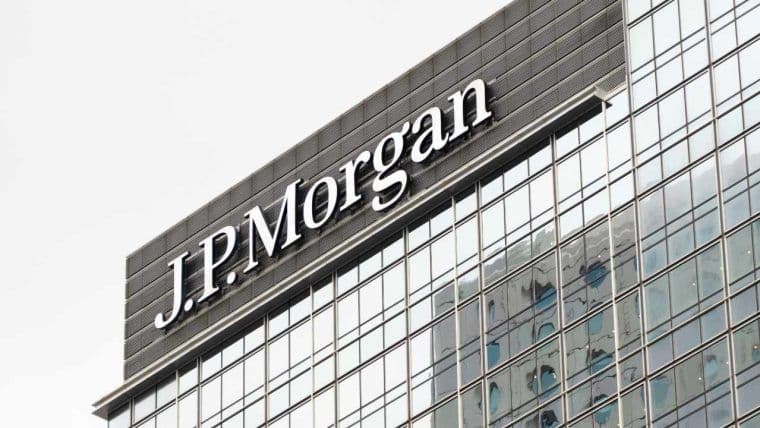 JPMorgan sta plasmando le politiche statunitensi? Gli incontri segreti di Trump con Jamie Dimon alimentano le speculazioni