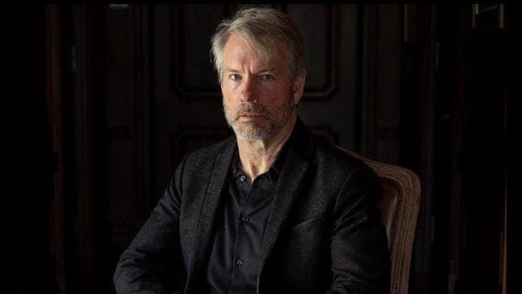 माइक्रोस्ट्रेटजी ने बिटकॉइन होल्डिंग्स का विस्तार करने के लिए $3 बिलियन का ऋण प्रस्ताव पूरा किया; शेयर 16% गिरे।