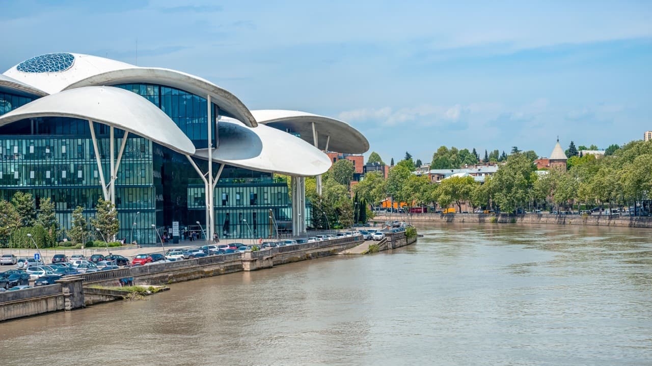 Bybit Espande la Presenza Globale con la Registrazione VASP presso la Banca Nazionale della Georgia