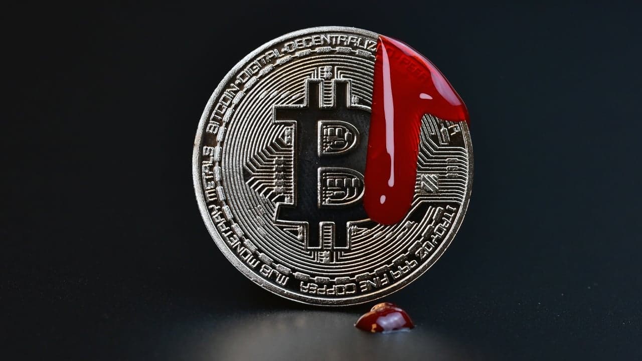 Crypto Virvelvind: Trumps Politik Kolliderar med Fed Ståndpunkt när Bitcoin Faller till $95K