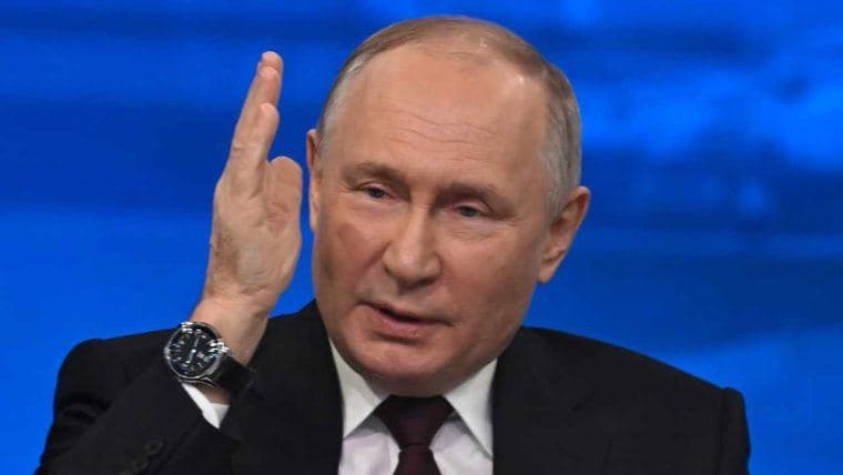Putin erklärt Bitcoin für unaufhaltsam angesichts der nachlassenden globalen Dominanz des Dollars
