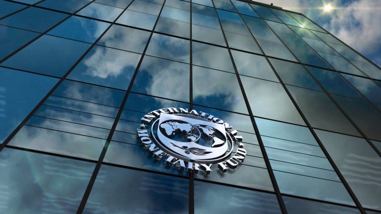 Quid Pro Quo: 엘살바도르, 비트코인 활동 축소로 14억 달러 IMF 크레딧 획득