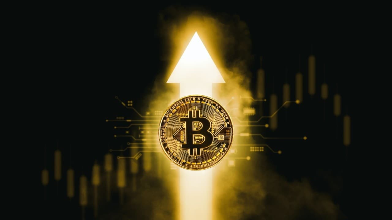 O Ultimato 'Eu Avisei': Comunidade Celebra Marco de $100K do Bitcoin