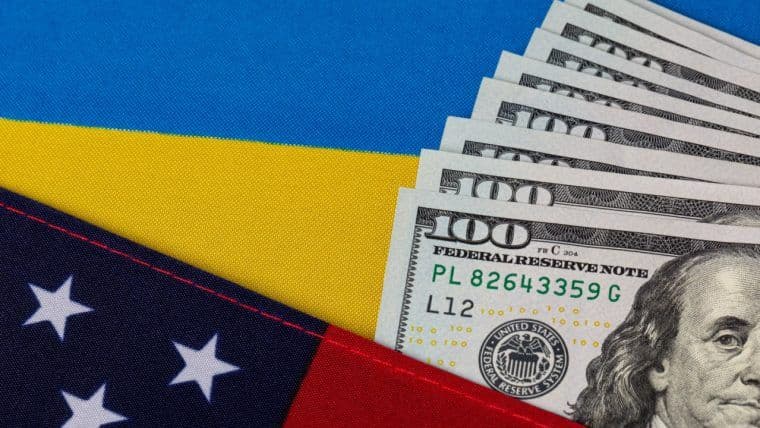 Imoral e Inconstitucional: Consultor D.O.G.E. Ron Paul Pede a Eliminação da Ajuda Estrangeira