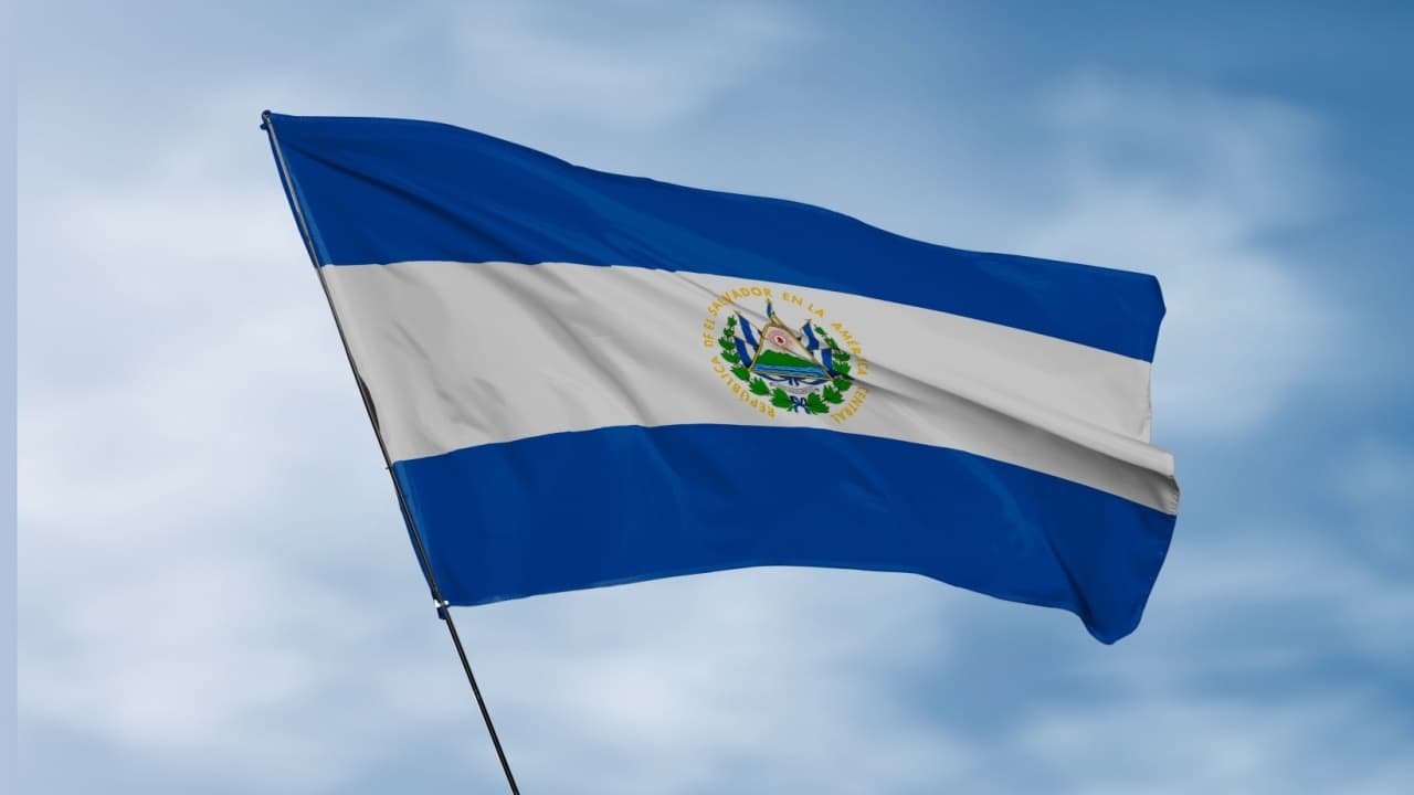 Latam Insights Encore: El Salvadors Bitcoin-indsats Vedvarer, Uforstyrret af IMF-aftale