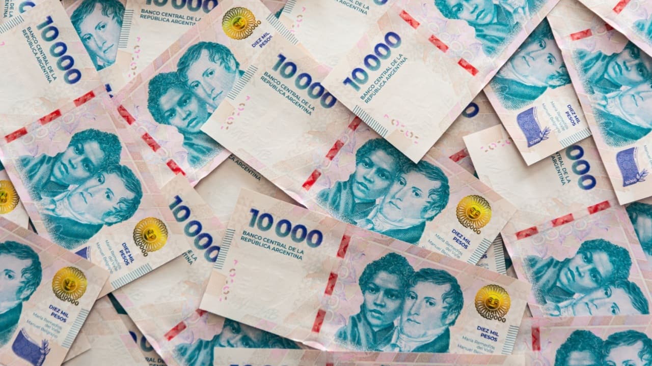 عودة بيزو الأرجنتين بواسطة بوتيرين، مؤسس إيثيريوم