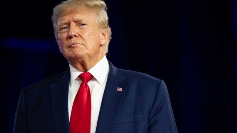 BRICS vs Trump: La Batalla por el Dólar se Intensifica