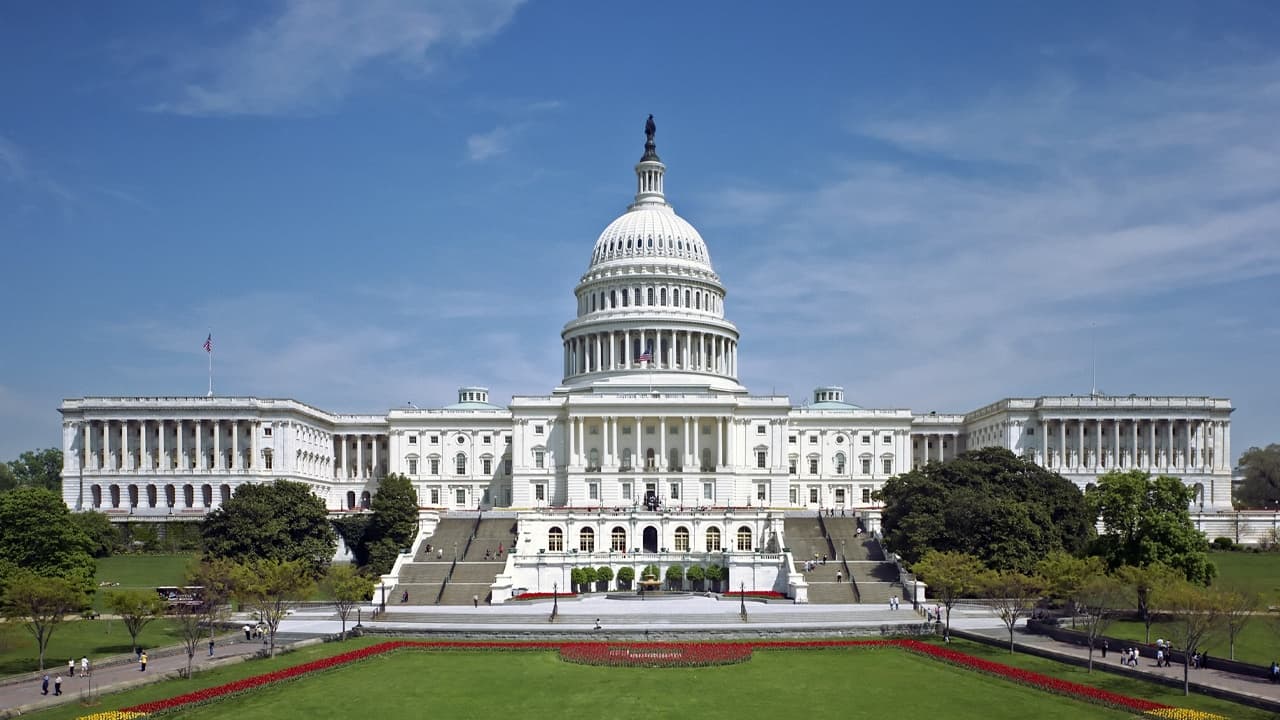 Experte: Trump könnte Wahlversprechen einhalten, aber Fortschritte hängen von legislativem und regulatorischem Support ab