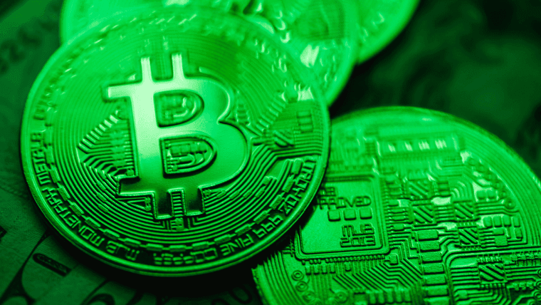 Tagli dei tassi posticipati, cautela nel settore delle criptovalute, le intuizioni di QCP Capital evidenziano i rischi principali