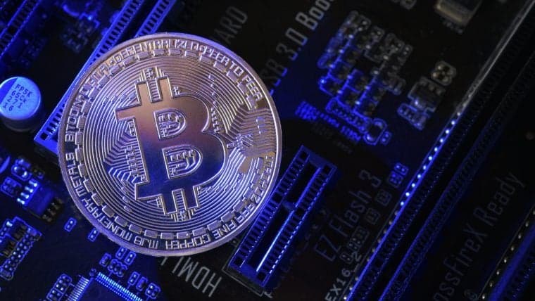 Технічний аналіз Bitcoin: Чи підпалить прорив вище $106K ралі назад до $109K?