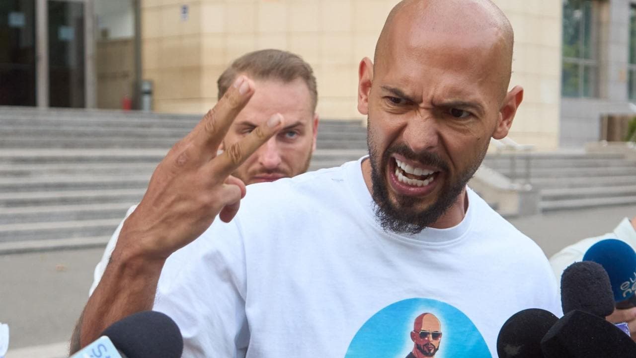 报告：特朗普政府施压罗马尼亚解除对有争议的影响力人物安德鲁和特里斯坦·泰特的旅行限制