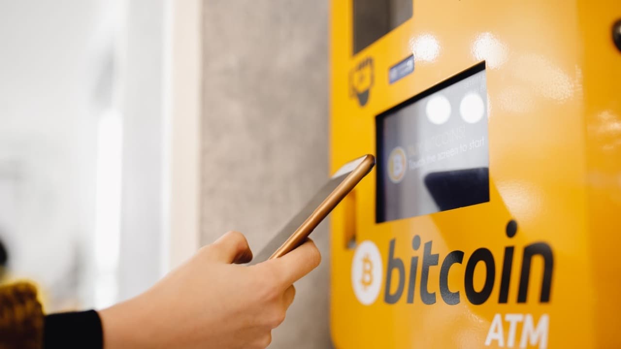 I senatori dichiarano guerra alle truffe degli ATM crypto con nuove regole severe