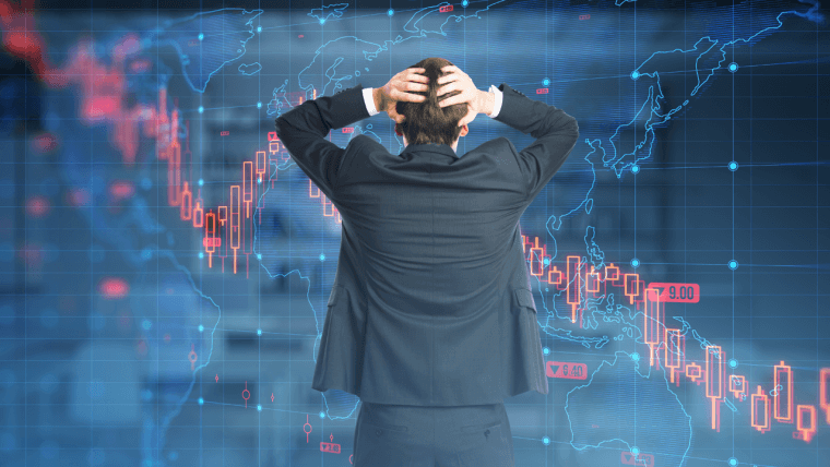 Экономика США сталкивается с угрозой рецессии, так как Федеральный резервный банк Атланты прогнозирует сокращение на -1,5% в первом квартале.