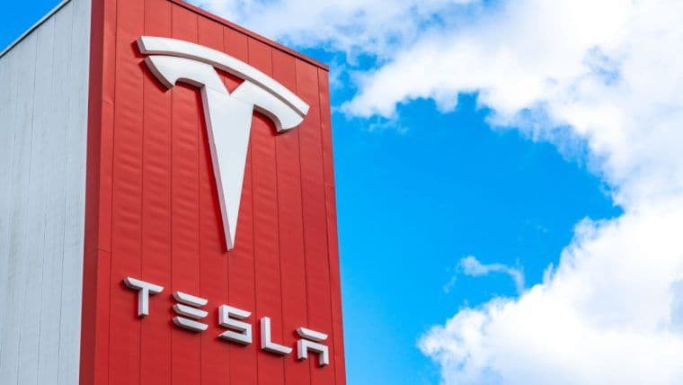 Tesla, SEC Dosyasında 11,509 Bitcoin Tutunduğunu Açıkladı, 1 Milyar Doların Üzerinde Değer Biçildi