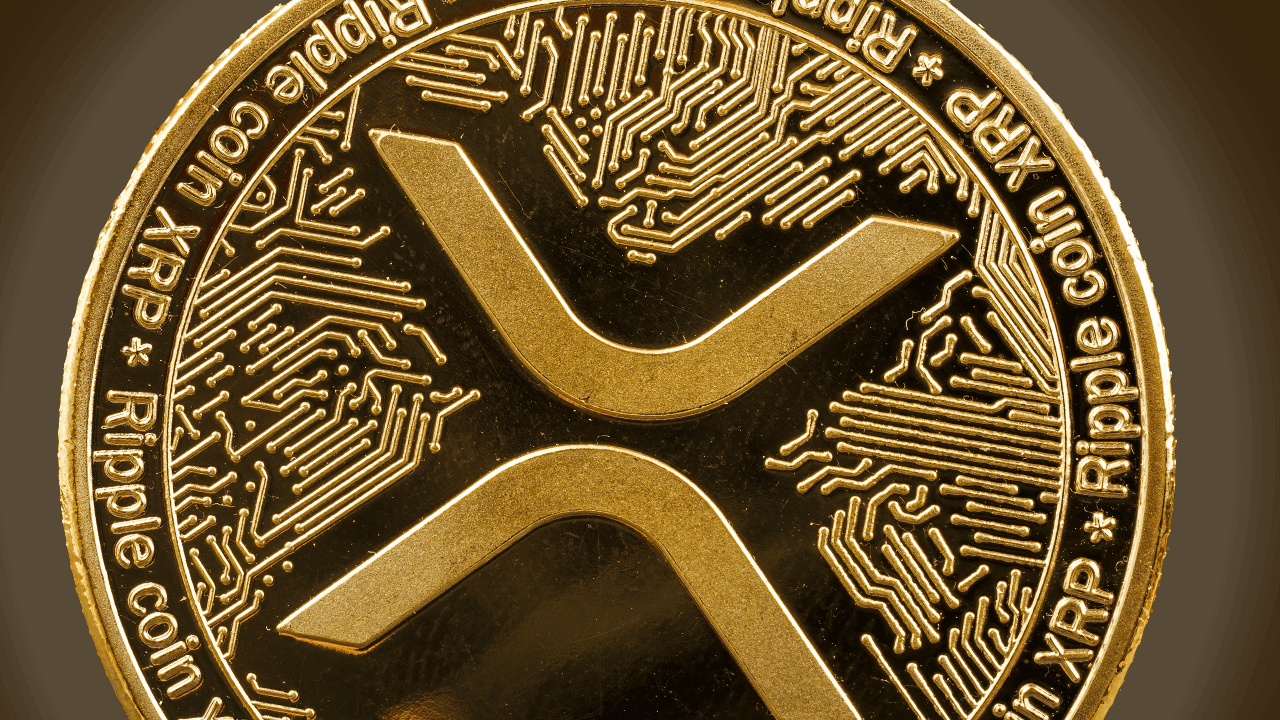 مراقبة سعر XRP: يصبح 2.20 دولار ساحة المعركة للثيران والدببة