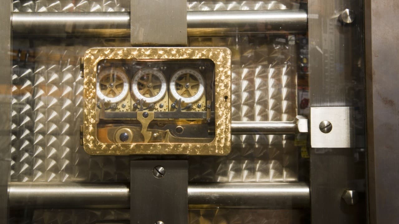 Trump Inicia Reserva de Bitcoin, Touro do XRP Visa $3 e Mais — Revisão da Semana