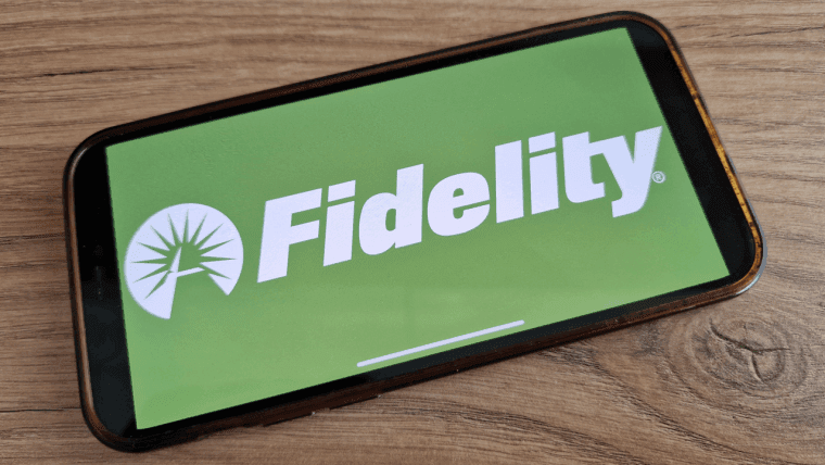 Fidelity’s ETH ETF Seeks to Reinstate Staking via SEC Filing Amid New Regulatory Climate
