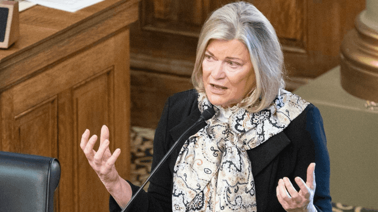 Bitcoin Pleitbezorger Lummis Skeptisch over Goedkeuring op Korte Termijn voor Trump's Crypto Reserve Plan