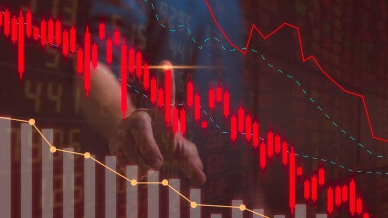 Robert Kiyosaki varnar att världen är i recession—Satsar dubbelt på Bitcoin