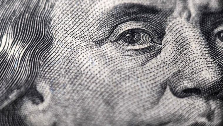 美国立法者：稳定币是增强美元主导地位的关键