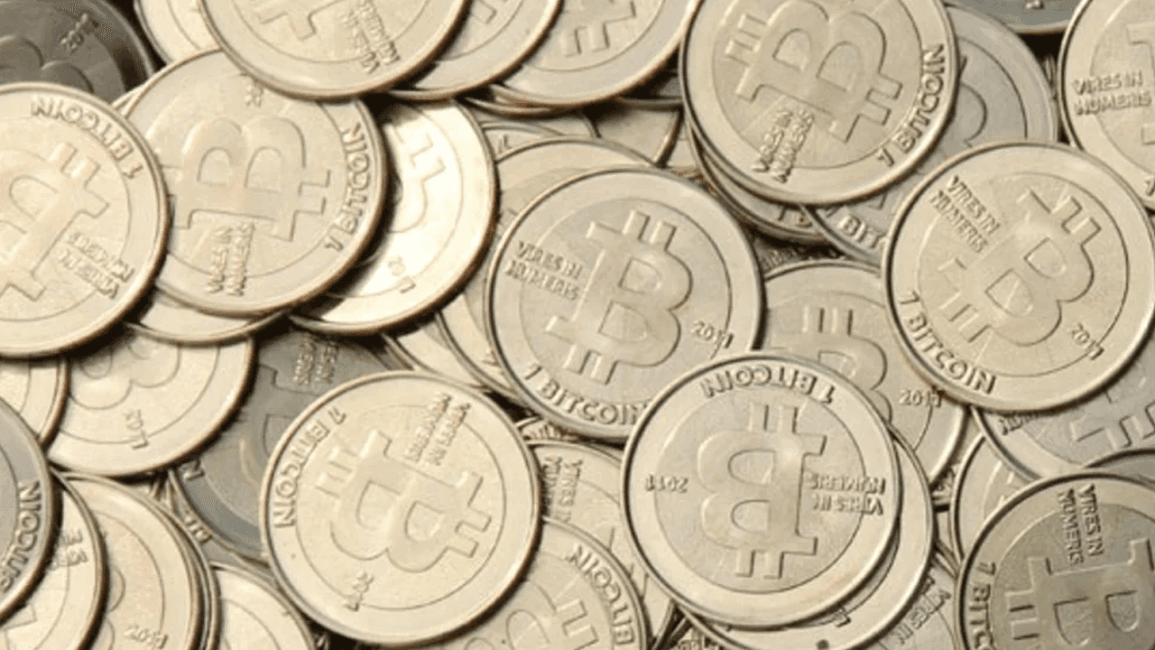 Bitcoin Price Watch: Bulls Defend $94K as Resistance Tightens