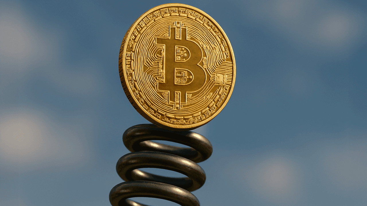 Bitcoin Jumps to $83K After Trump’s Surprise Tariff Freeze Triggers $592M in Wipeouts