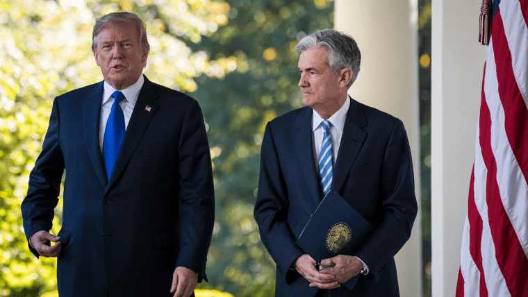 '금리를 인하하라, 제롬': 주가 폭락에 트럼프 폭발