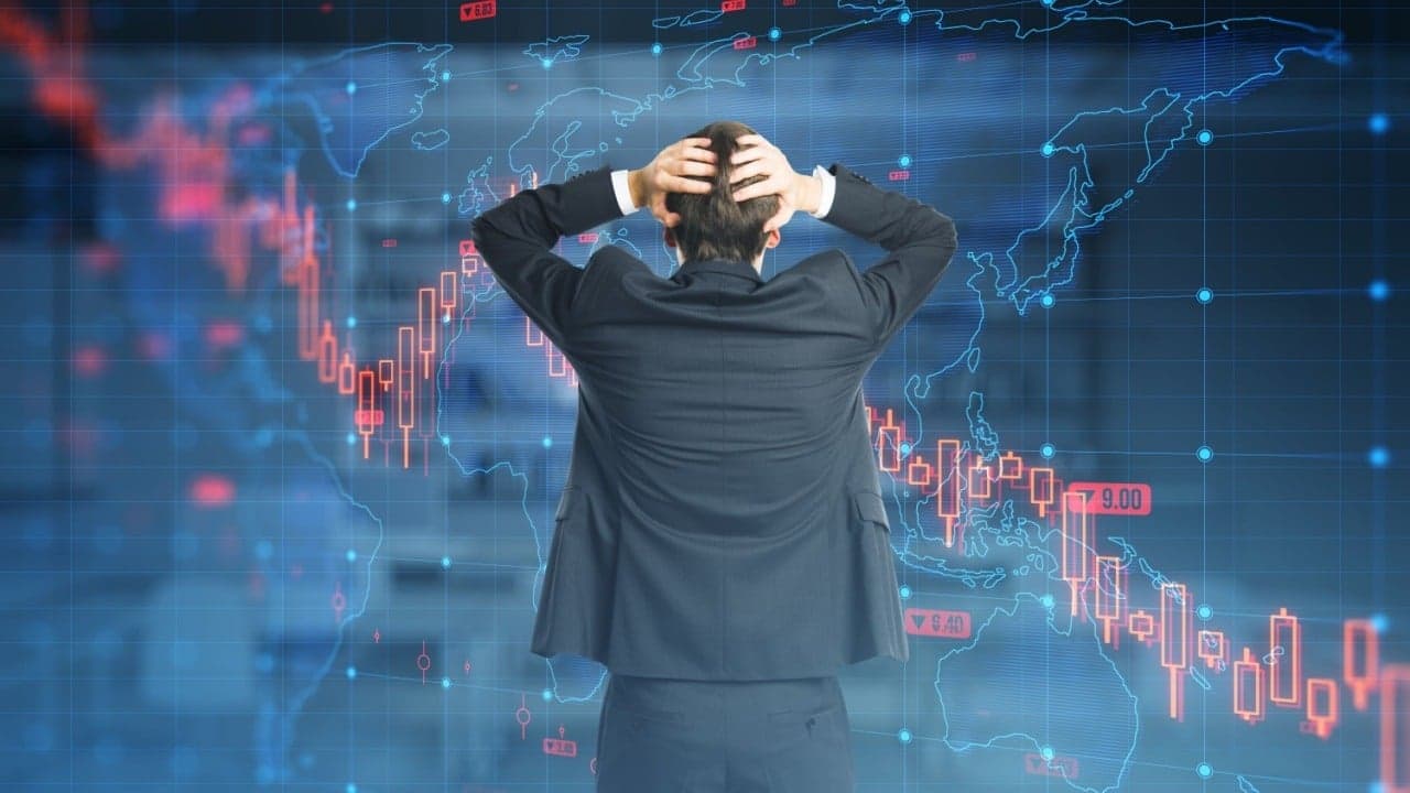 Robert Kiyosaki spune că milioane vor pierde locurile de muncă — Iată sfatul lui