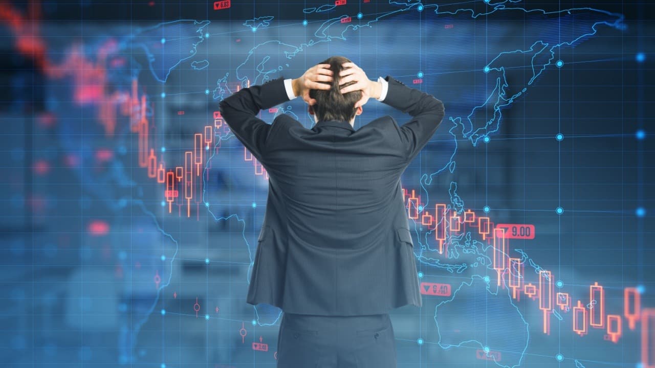 روبرت كيوساكي يقول إن الملايين سيفقدون وظائفهم — إليك نصيحته