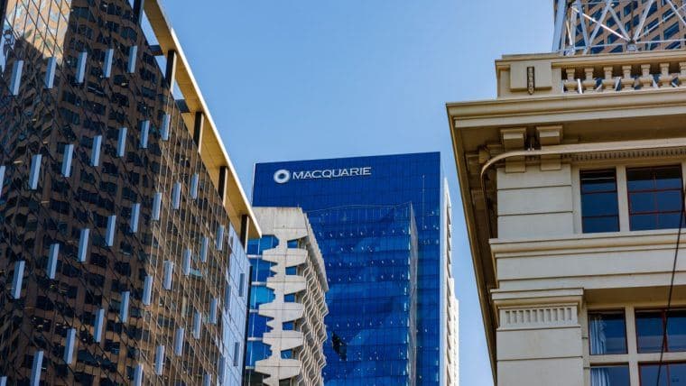 Trumps Zollpolitik bedroht den Status des Dollars als sicherer Hafen und die globale Währungsdominanz, warnt Devisenstratege Wizman.