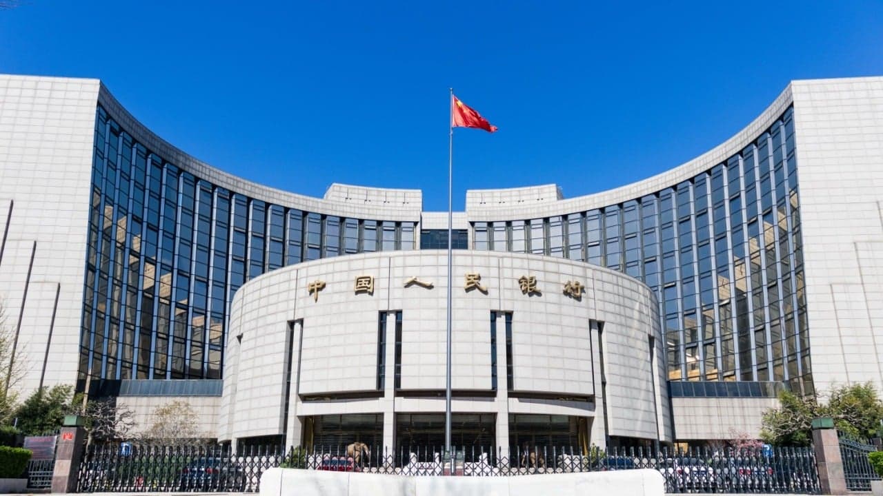 China Aims to Expand Yuan's Global Role and Reduce Reliance on the Dollar