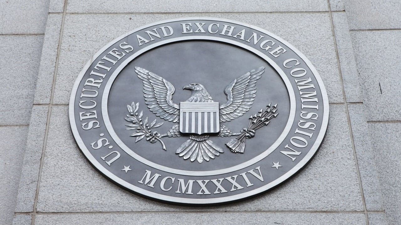 SEC Moves to Reshape Crypto Trading With April Roundtable