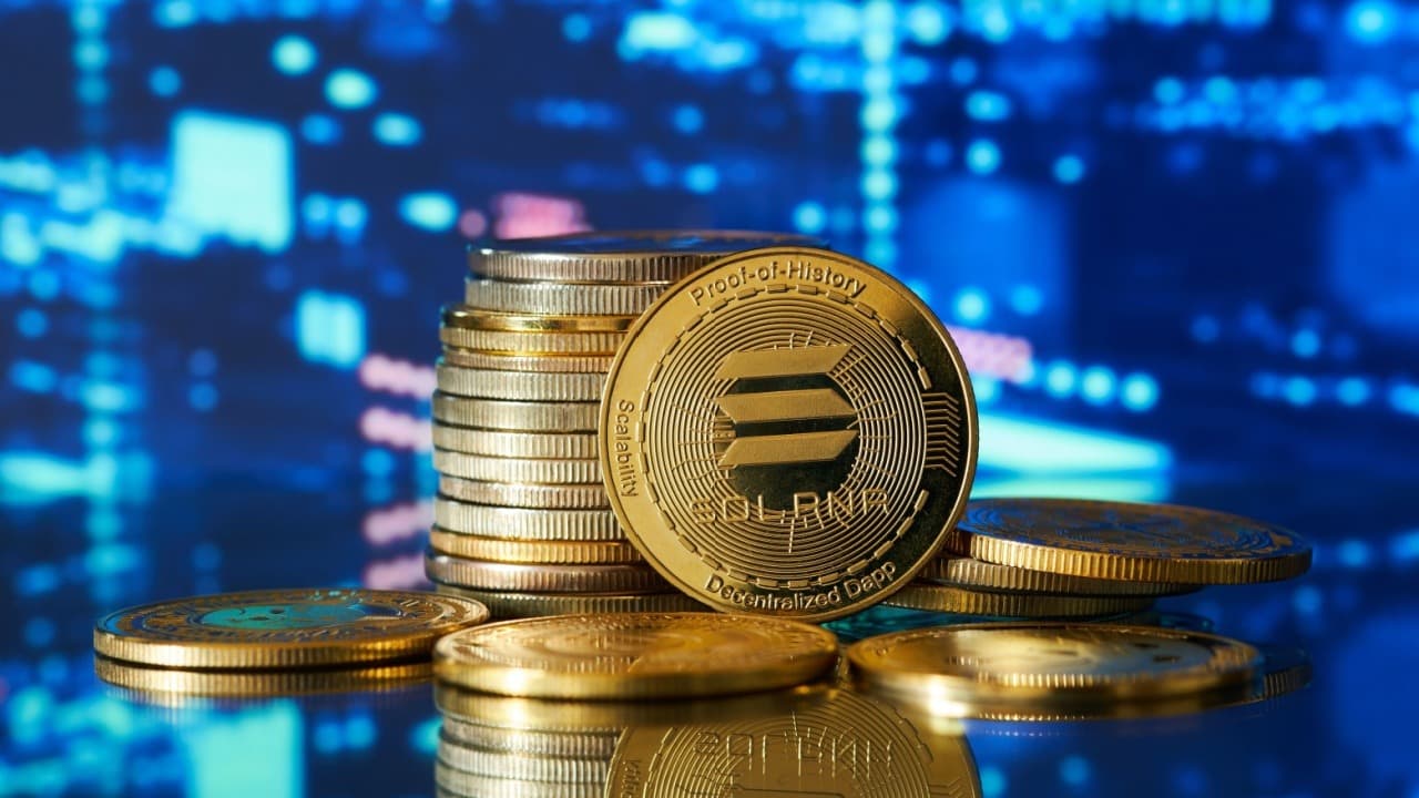 Janover Raises $42 Million to Focus on Solana Treasury Strategy