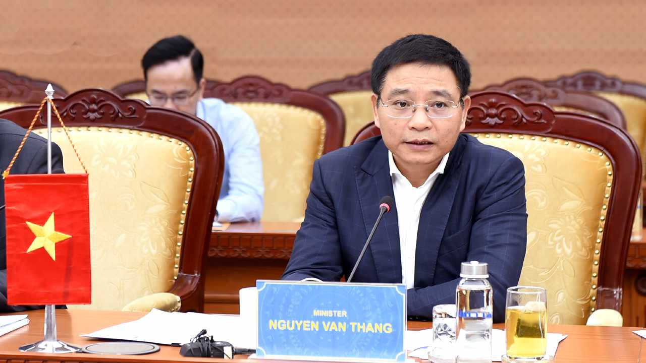 Vietnam Unveils Pilot Crypto Exchange Plan to Shape National Regulation