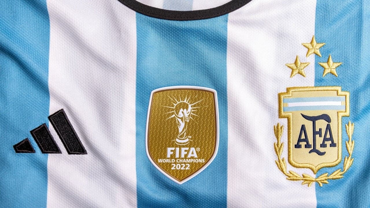 Associazione calcistica argentina collabora con STEPN per lanciare scarpe da ginnastica digitali